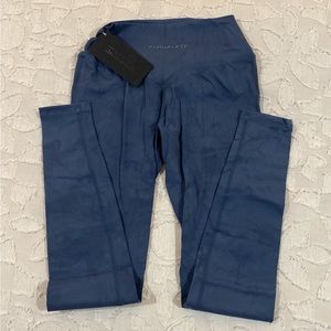 Alphalete Alphalux Wonder Legging